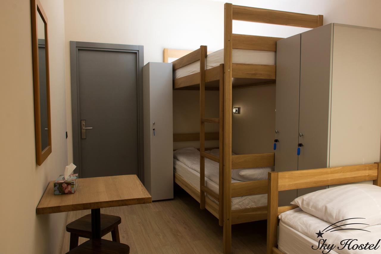 Sky Hostel Kiev Dış mekan fotoğraf