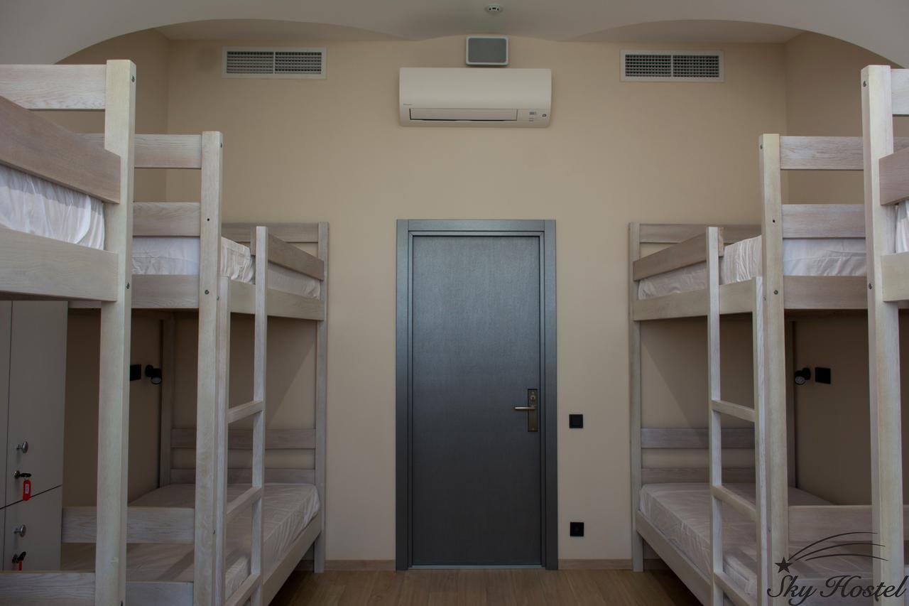 Sky Hostel Kiev Dış mekan fotoğraf